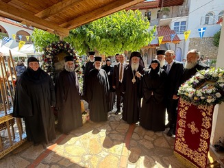 Πανηγυρική Αρχιερατική Θεία Λειτουργία στην Ιερά Μονή Αγίας Τριάδος Ακράτας Αιγιαλείας